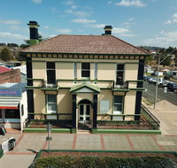 The Bank Guesthouse Glen Innes - Accommodation Kalgoorlie