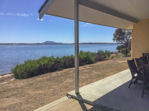 The Beach House - Accommodation Kalgoorlie 2