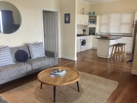 The Beach House & Villas - Accommodation Kalgoorlie 3
