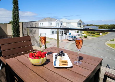The Beach House At Bayside - Accommodation Kalgoorlie 0