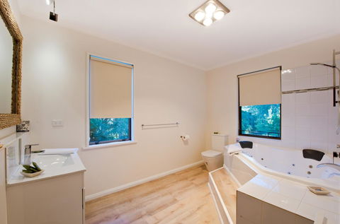 Parnella Kettering - Accommodation Kalgoorlie 9
