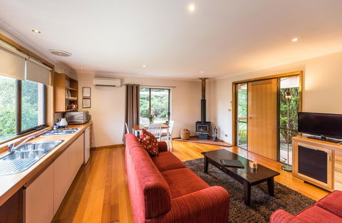 Parnella Kettering - Accommodation Kalgoorlie 1