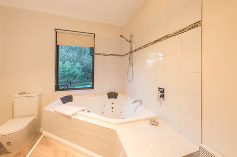 Parnella Kettering - Accommodation Kalgoorlie 16
