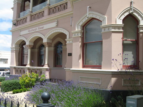 Roxburgh House Apartments - Accommodation Kalgoorlie 18