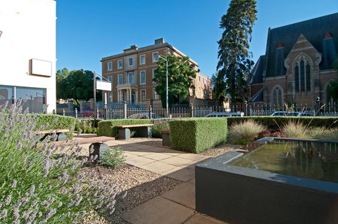 Roxburgh House Apartments - Accommodation Kalgoorlie 31