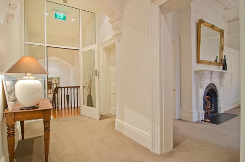 Roxburgh House Apartments - Accommodation Kalgoorlie 29