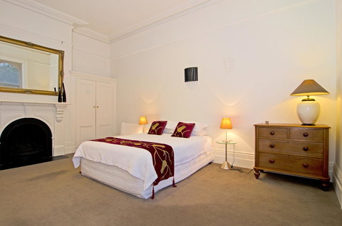 Roxburgh House Apartments - Accommodation Kalgoorlie 22