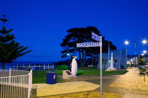 Penguin Waterfront Escape - Accommodation Kalgoorlie 2