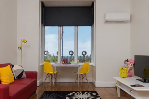 Penguin Waterfront Escape - Accommodation Kalgoorlie 14
