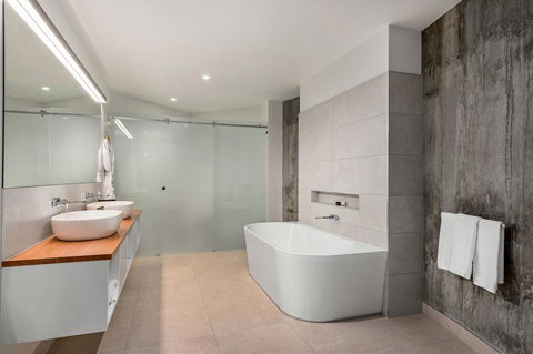 Peppers Silo - Accommodation Kalgoorlie 13
