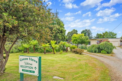 Green Views - Accommodation Kalgoorlie 2