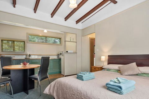 Green Views - Accommodation Kalgoorlie 7