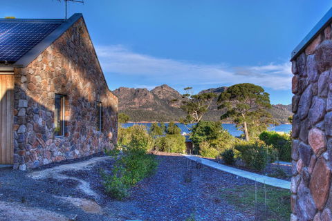 Freycinet Stone Studio 6 - Mica - Accommodation Kalgoorlie 0
