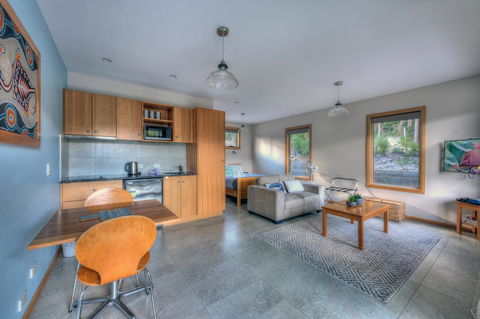 Freycinet Stone Studio 6 - Mica - Accommodation Kalgoorlie 2