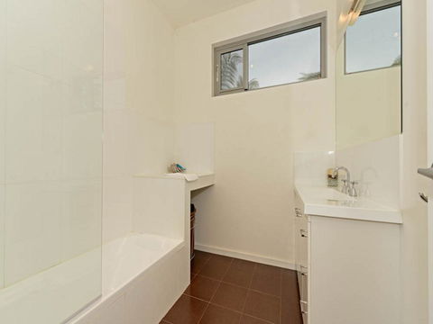 Cloudy Bay Lagoon Estate - Accommodation Kalgoorlie 15