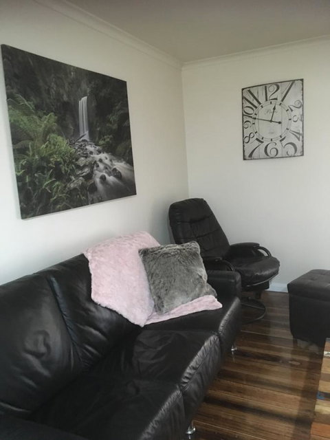 3ree- Spacious & Charming Apartment - Accommodation Kalgoorlie 6