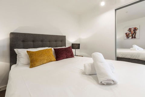 2Bedroom Apartment With Views In Docklands Next To CBD & Marvel Stadium - Accommodation Kalgoorlie 12