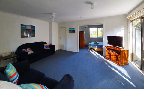 Island Family Holiday Retreat - Accommodation Kalgoorlie 8
