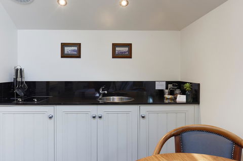 54 On Bank - Accommodation Kalgoorlie 20
