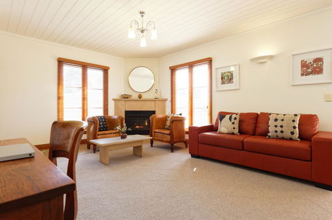 54 On Bank - Accommodation Kalgoorlie 29