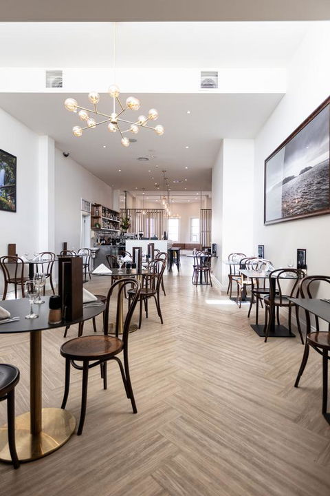 Deep Blue Hotel & Hot Springs - Accommodation Kalgoorlie 4