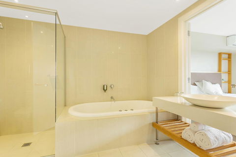 Deep Blue Hotel & Hot Springs - Accommodation Kalgoorlie 20