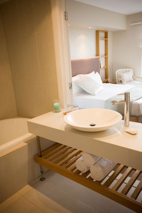 Deep Blue Hotel & Hot Springs - Accommodation Kalgoorlie 38