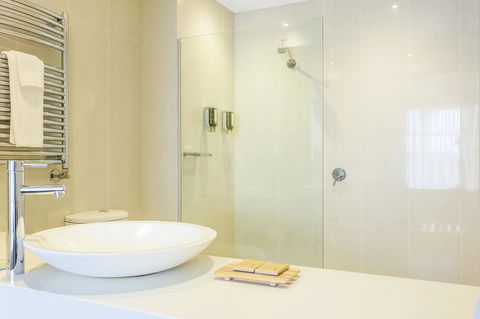 Deep Blue Hotel & Hot Springs - Accommodation Kalgoorlie 10