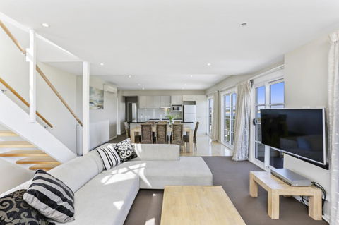 Deep Blue Hotel & Hot Springs - Accommodation Kalgoorlie 31