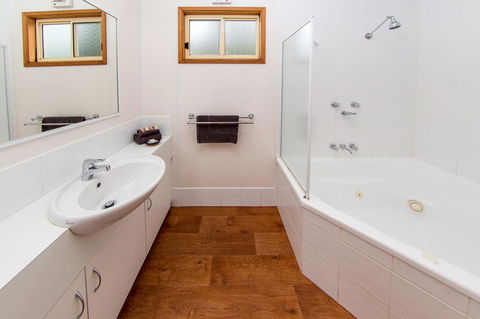 Discovery Parks - Bright - Accommodation Kalgoorlie 3