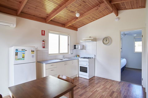 Amaroo Park - Accommodation Kalgoorlie 11