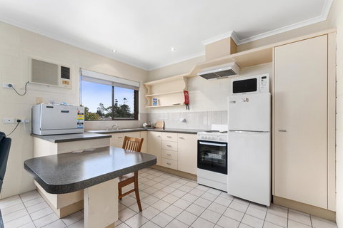 Allambi Holiday Apartments - Accommodation Kalgoorlie 2