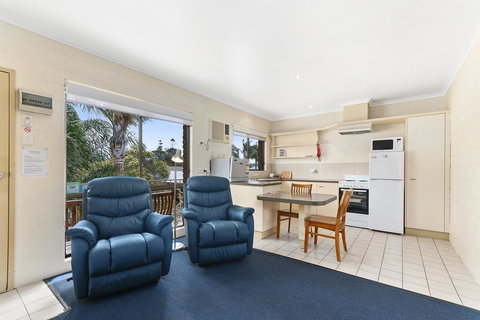 Allambi Holiday Apartments - Accommodation Kalgoorlie 9