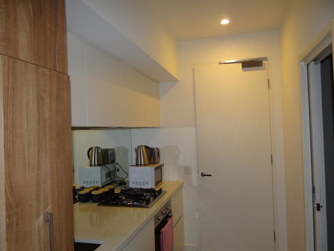 Amazing Accommodations: Vogue - Accommodation Kalgoorlie 2