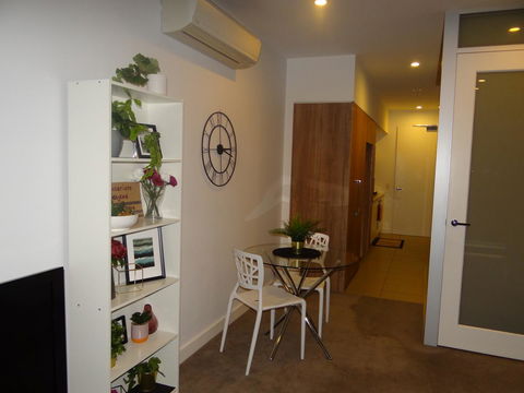 Amazing Accommodations: Vogue - Accommodation Kalgoorlie 3