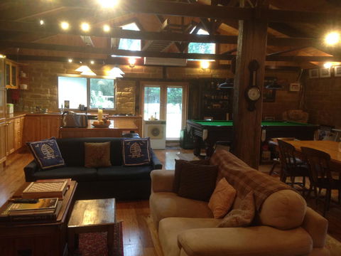 Mud Hollow Barn - Accommodation Kalgoorlie 10