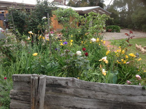 Mud Hollow Barn - Accommodation Kalgoorlie 12
