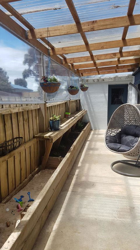 Island Escape - Accommodation Kalgoorlie 10