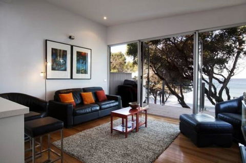 Battery Cove Beach Front Apartment - Accommodation Kalgoorlie 1