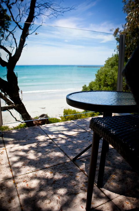 Battery Cove Beach Front Apartment - Accommodation Kalgoorlie 5