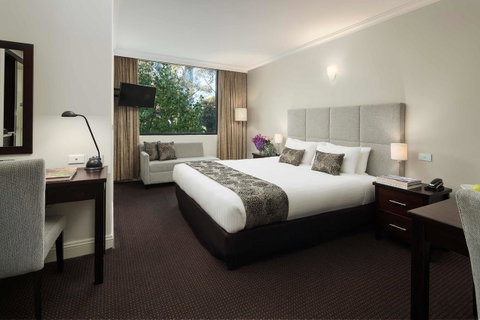 Crowne Plaza Melbourne Carlton, An IHG Hotel - Accommodation Kalgoorlie 8