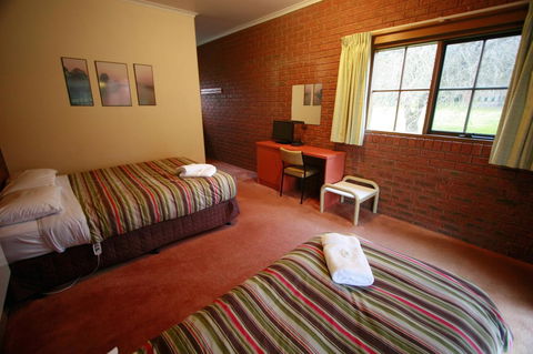 The Harrietville Snowline Hotel - Accommodation Kalgoorlie 2