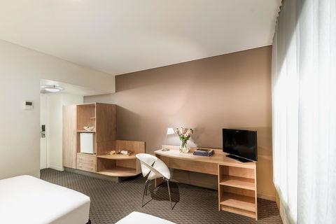 Ibis Melbourne Hotel And Apartments - Accommodation Kalgoorlie 10