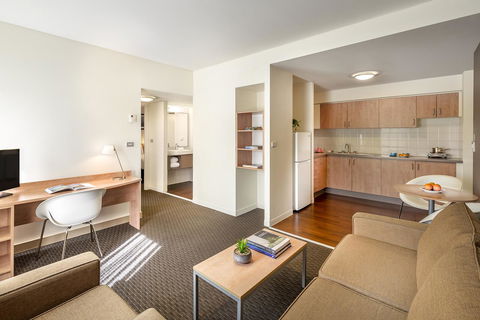 Ibis Melbourne Hotel And Apartments - Accommodation Kalgoorlie 12