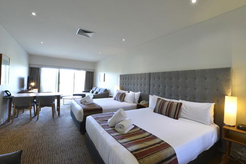 Seasons Botanic Gardens - Accommodation Kalgoorlie 2