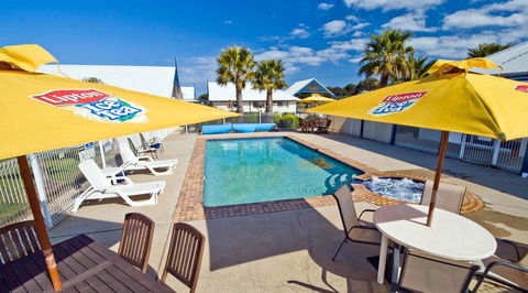 Torquay Tropicana Motel - Accommodation Kalgoorlie 1