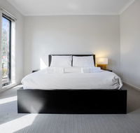 Point Cook Home with a Lovely View in Salt Water - Accommodation Kalgoorlie