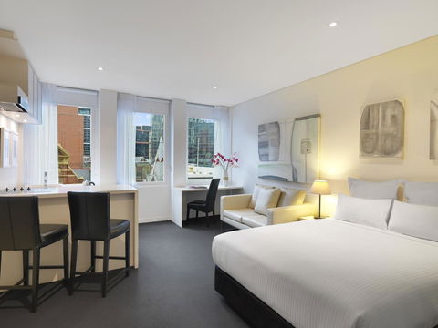 Oaks Melbourne On Collins Suites - Accommodation Kalgoorlie 0
