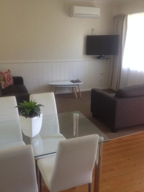 Viewhill Holiday Units - Accommodation Kalgoorlie 10