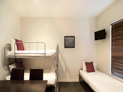 The Waves Apartments - Accommodation Kalgoorlie 30